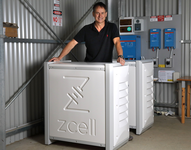 Alan-Noble-with-ZCell-batteries-Willunga-04-RFX-H
